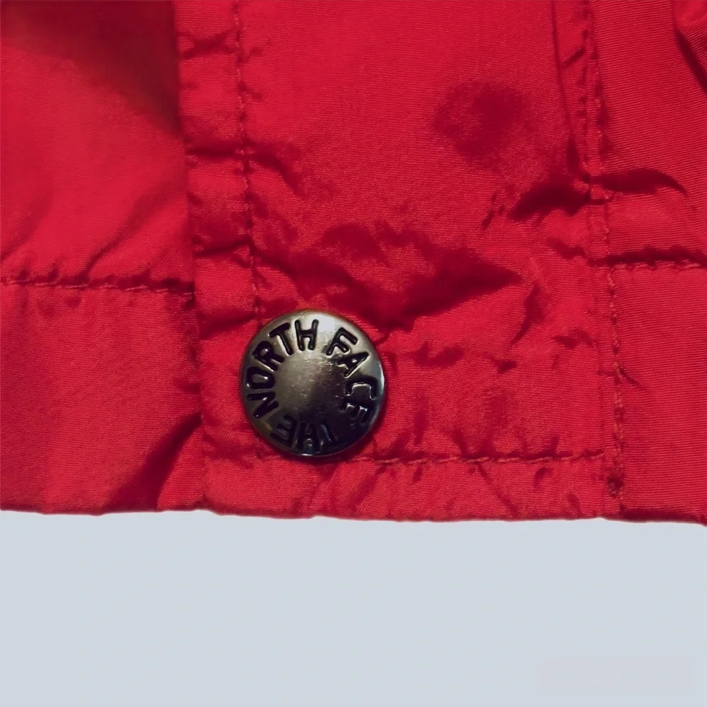 The North Face Vintage Red Gore-Tex Jacket Waterproof Windbraker Size L